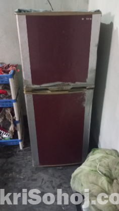 ফ্রিজ
